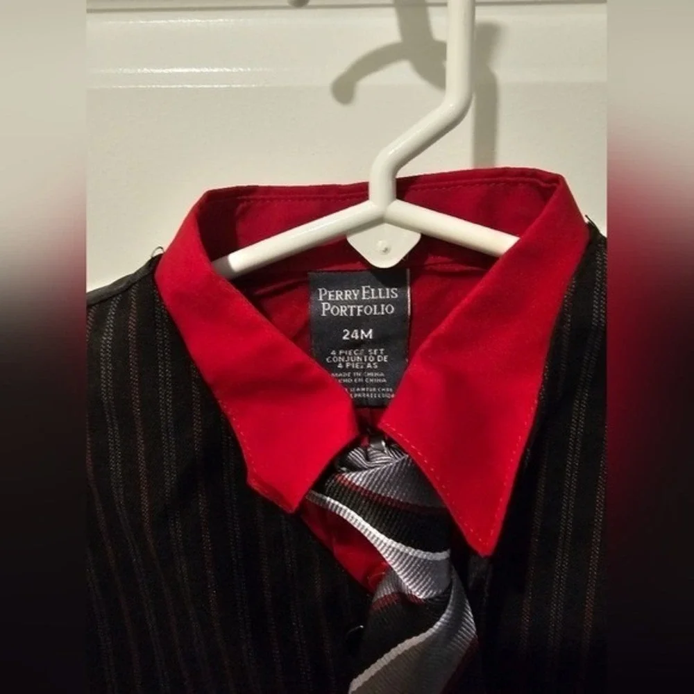 Boy's 24M Perry Ellis Portfolio‎ 4 Piece Red Shirt Black Vest Striped Tie Formal